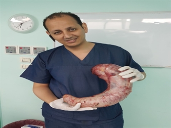 دكتور